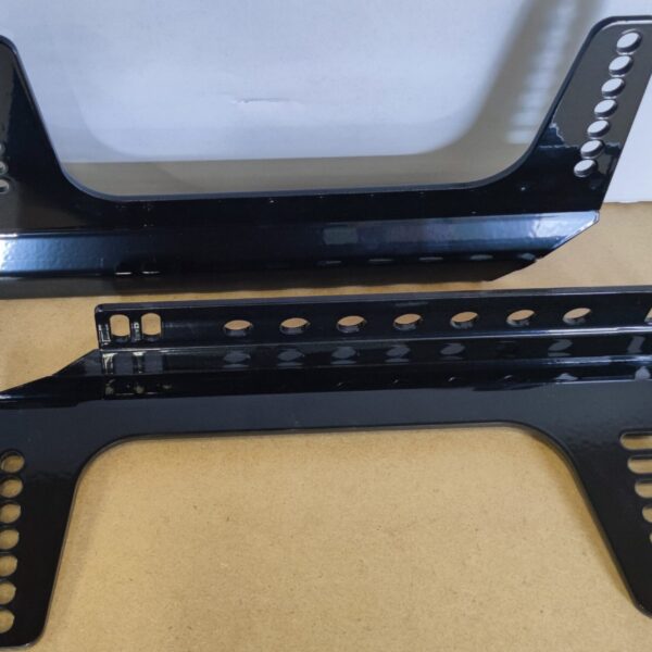 Zestaw mocowań bocznych do fotela kubełkowego