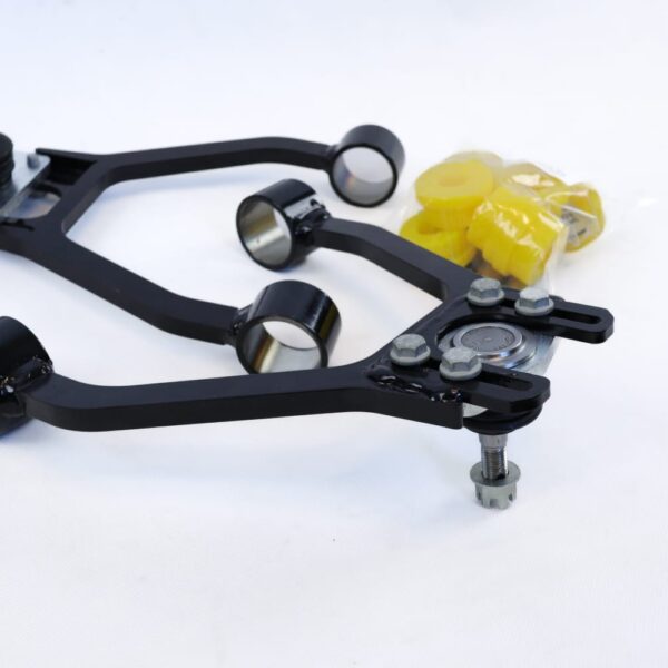 IMG-20241008-WA0007 Wahacze IS XE10 przednie górne